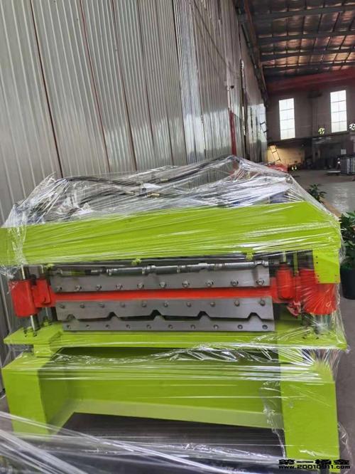 阿鲁科尔沁旗狮城压瓦机 品质铸就建筑基石